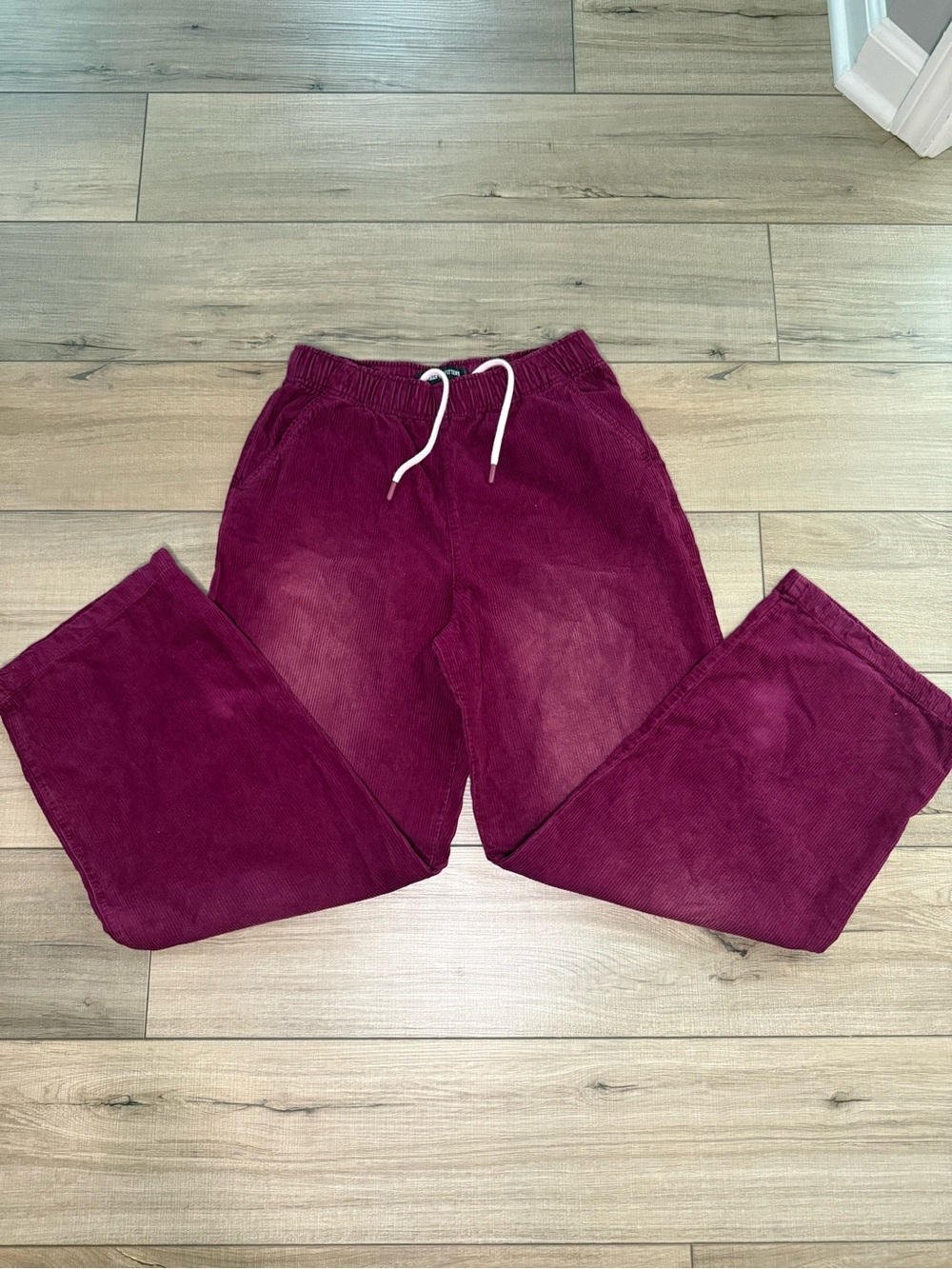 Urban Outfitters XS Burgundy Corduroy Wide Leg Pull On Pants Drawstrings